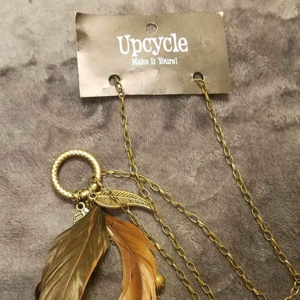 Upcycled feather & bronze necklace